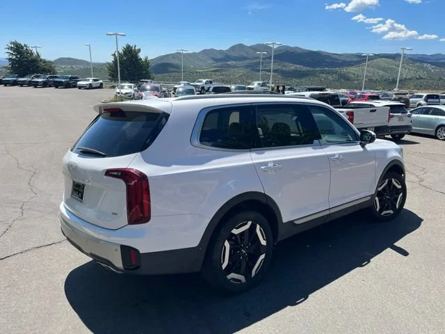 Certified Used 2024 Glacial White Pearl Kia S image 9