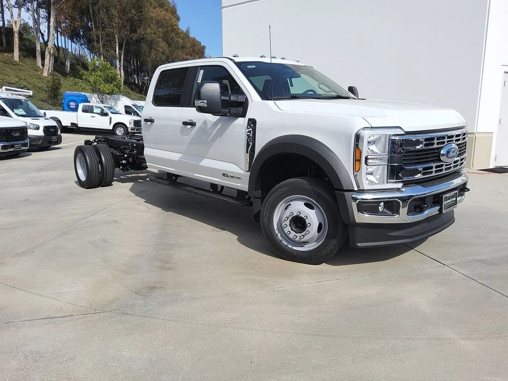 2026 Ford F-450 XL Crew Cab 203-In DRW's photo