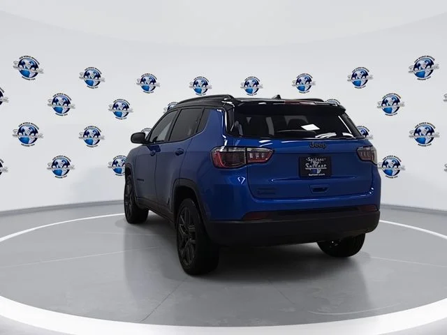 New 2026 Hydro Blue Pearl-Coat Exterior Paint Jeep Limited image 2