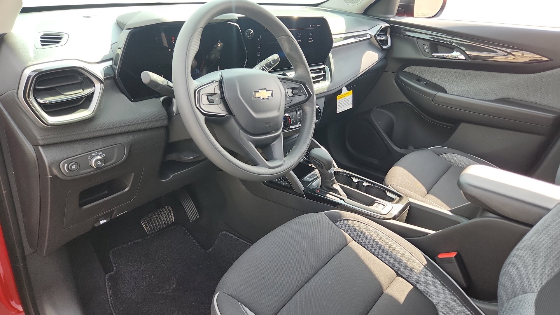 2026 Chevrolet Trailblazer LS - Photo 14