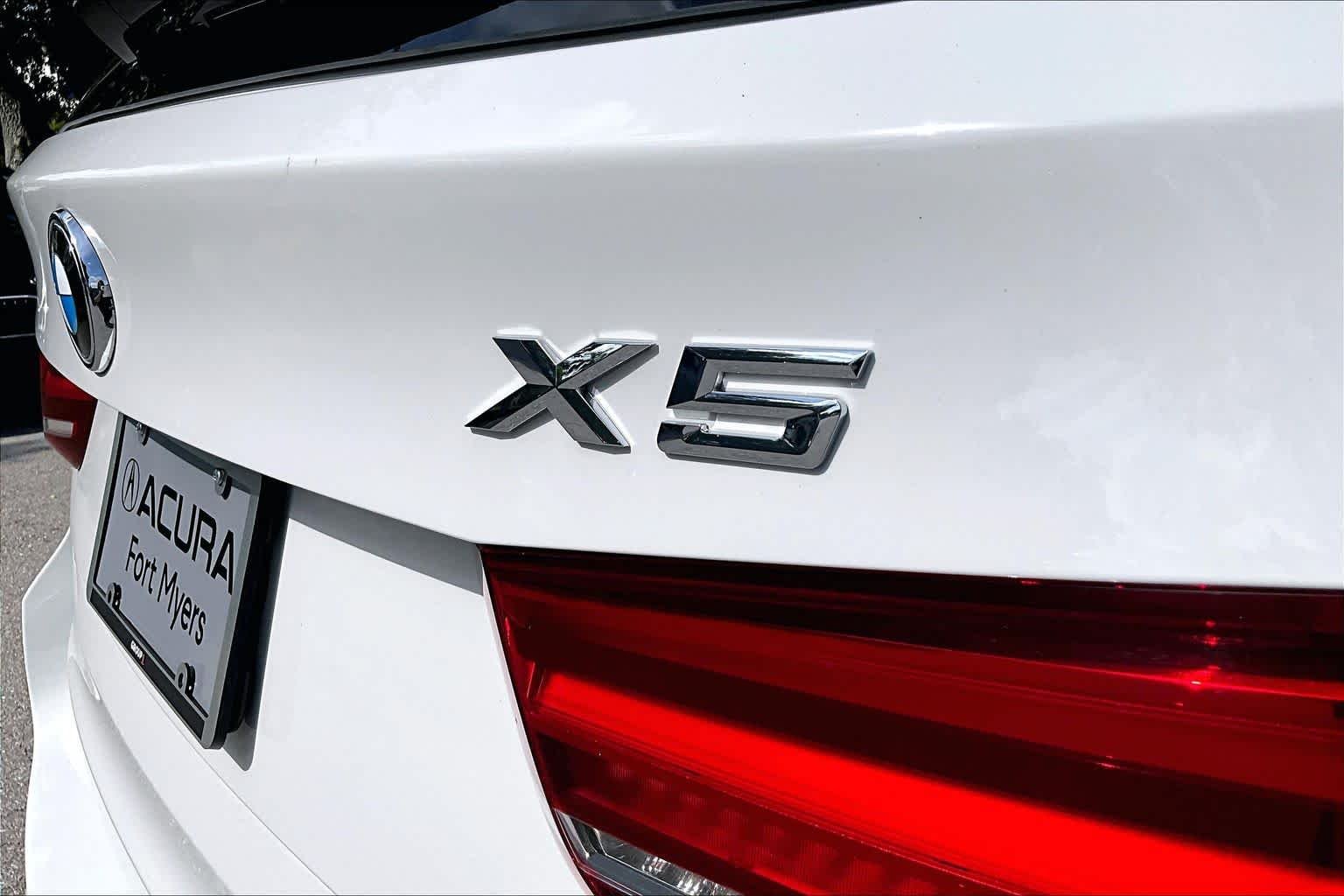 Used 2016 Alpine White BMW xDrive35i image 10