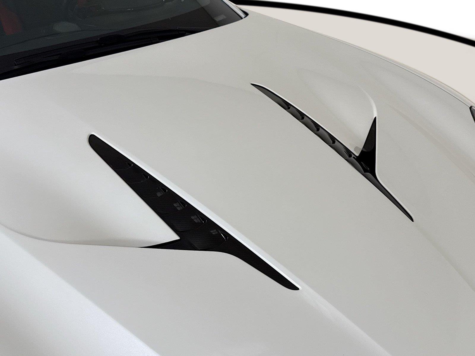 Used 2025 Lunar White Aston Martin  image 31