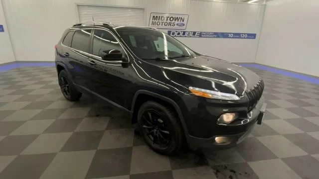Used 2016 Jeep Cherokee Latitude with VIN 1C4PJMCS1GW206418 for sale in Warren, PA