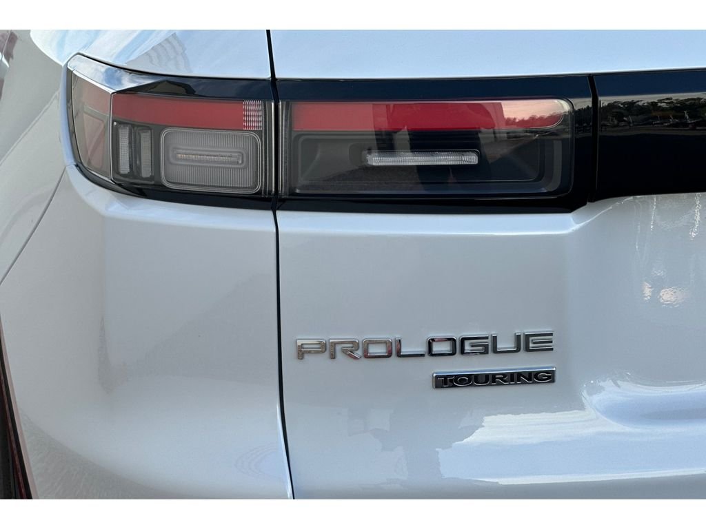 New 2026 Frostline White Pearl Honda Touring image 30