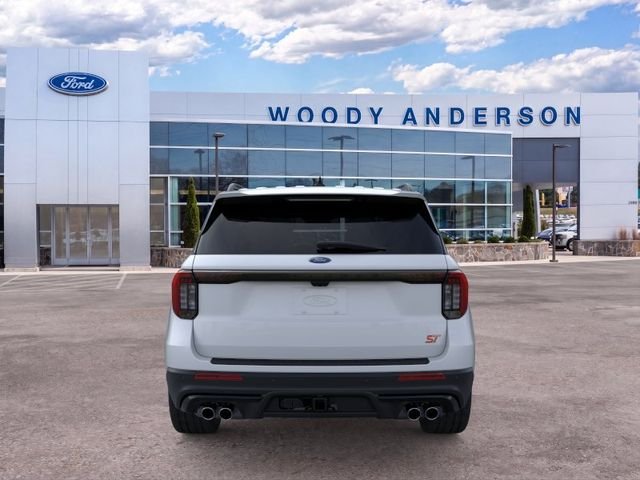 2026 Ford Explorer ST - Photo 5