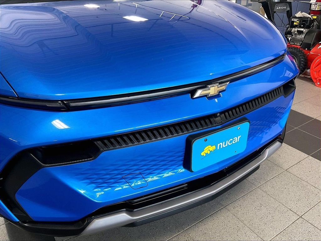 Used 2024 Blue Chevrolet LT image 31