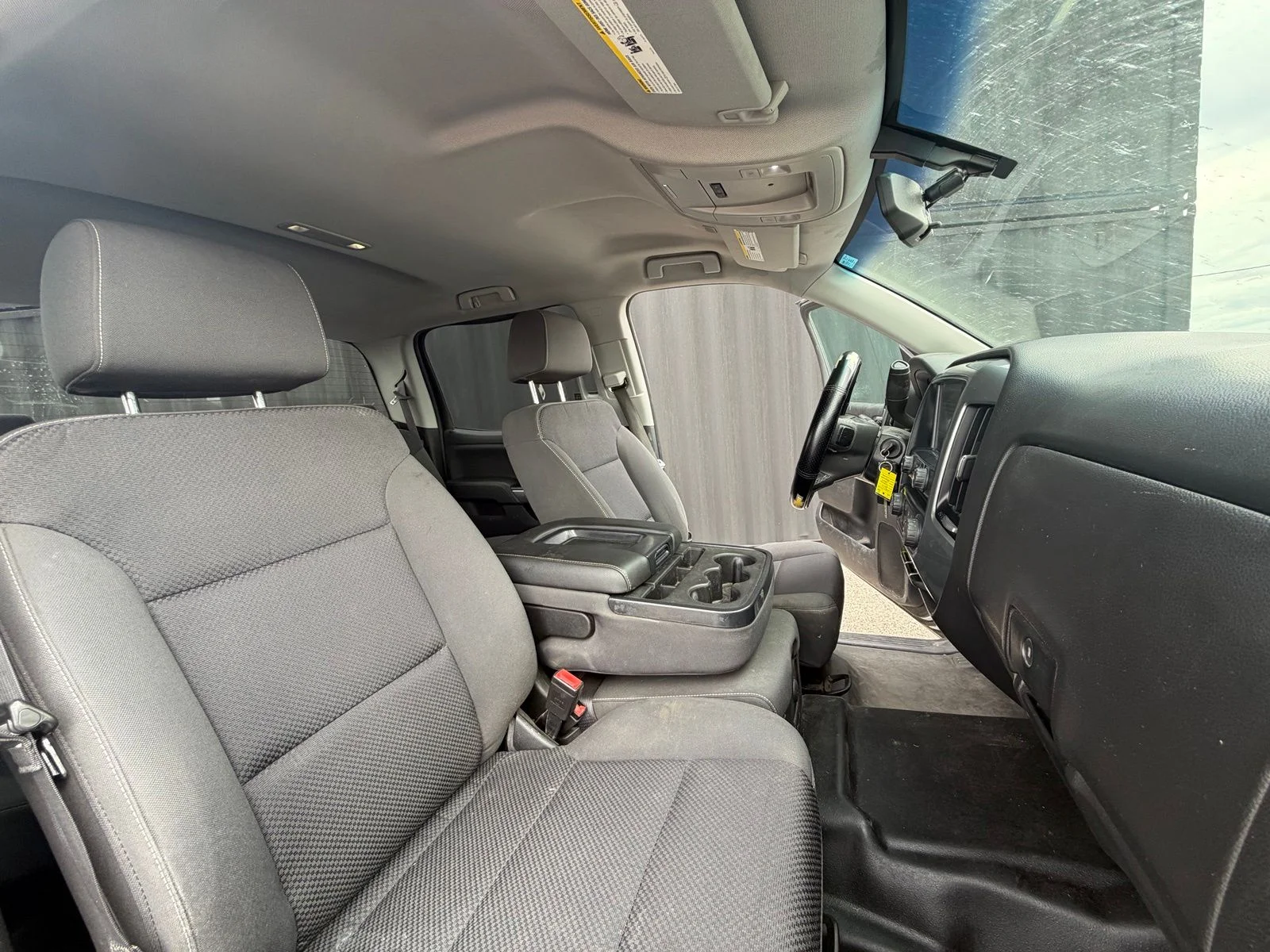 Used 2017 White Chevrolet LT image 17