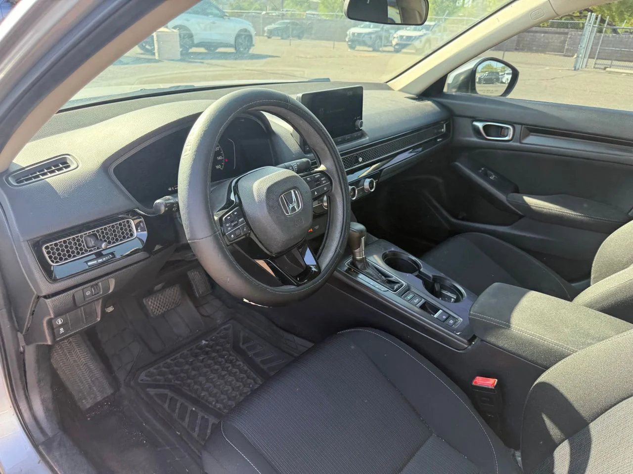 Used 2022  Honda LX image 13