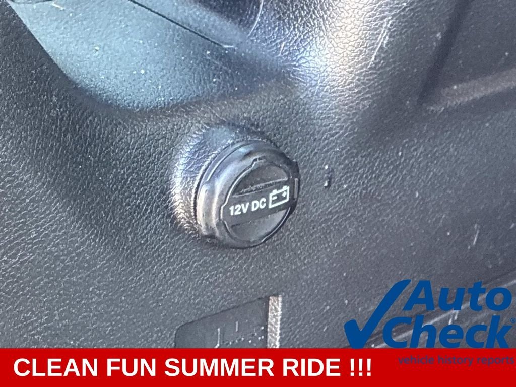 Used 2018 Gray Jeep Unlimited Sport S image 13