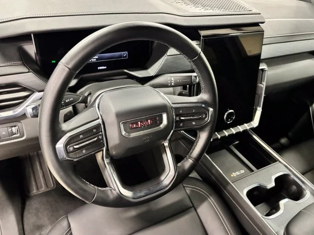 Used 2026 Sterling Metallic GMC Elevation image 15