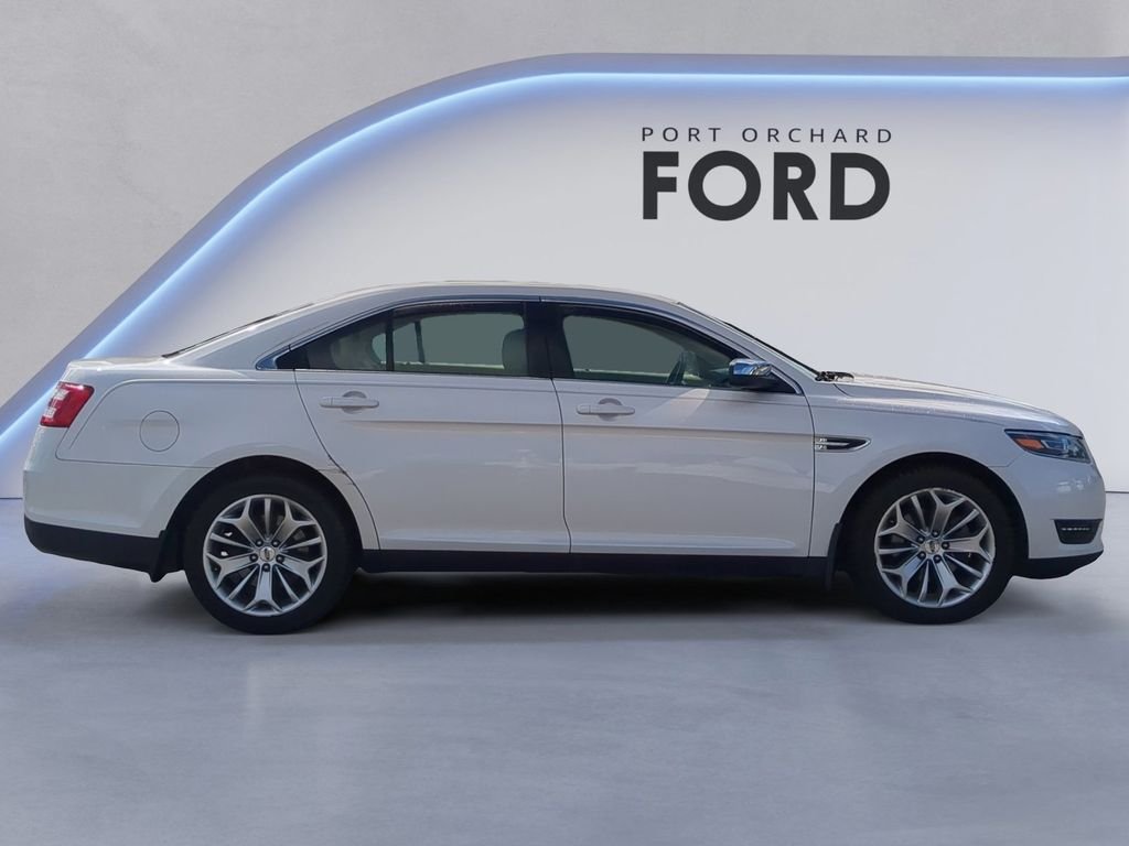 Used 2019 White Ford Limited image 8