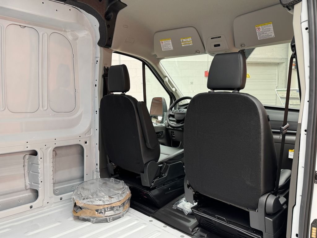New 2026 White Ford Base image 29