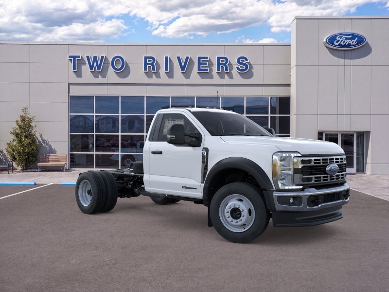 New 2026 Oxford White Ford F-600® XL image 7