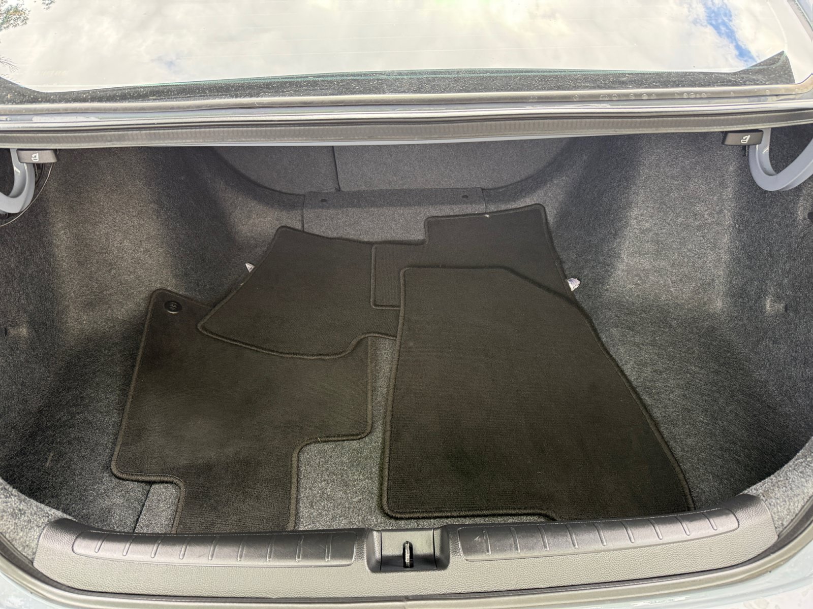 Used 2022 Sonic Gray Pearl Honda Sport image 17