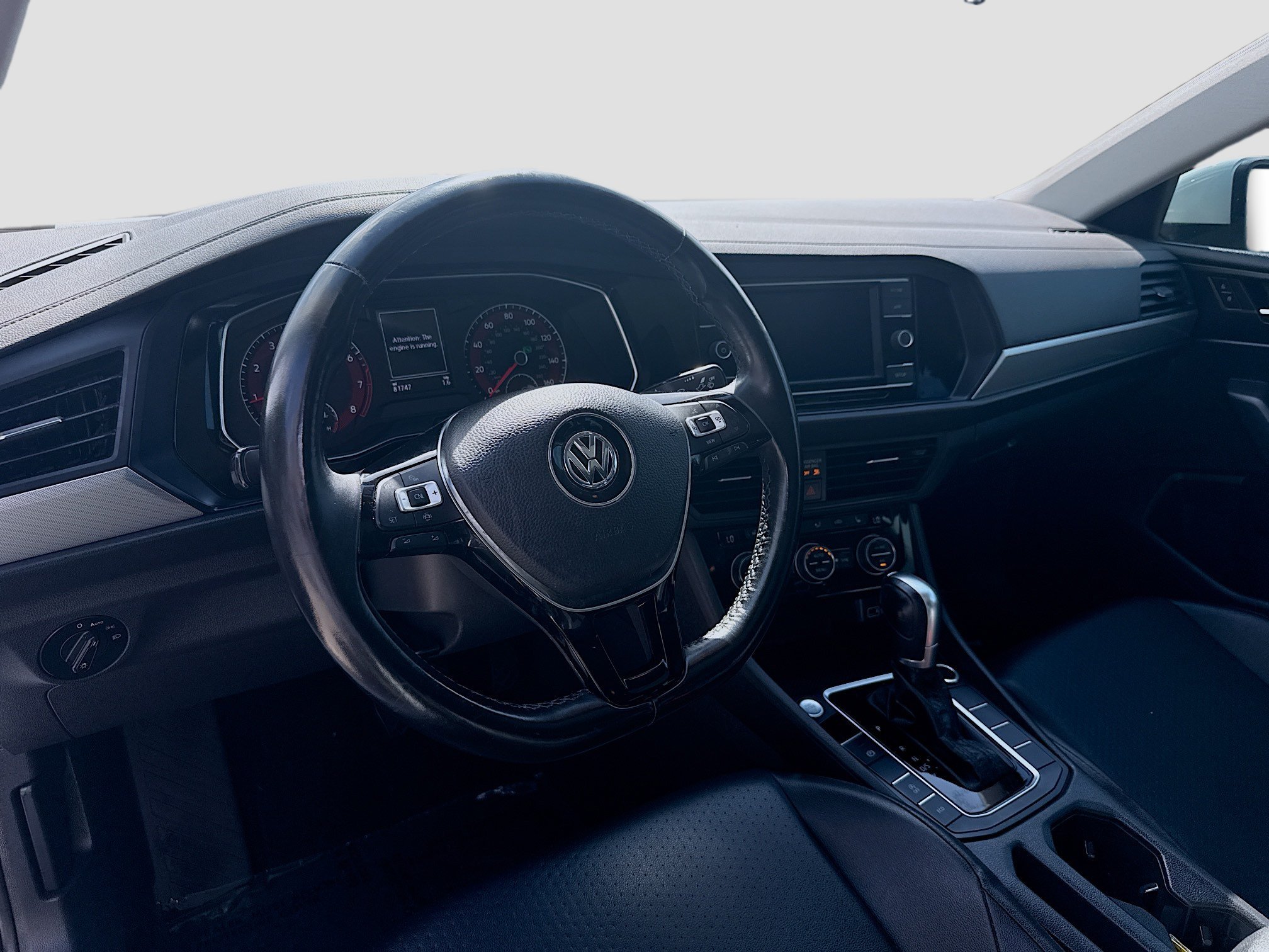 Used 2019 Pure White Volkswagen 1.4T SE image 9