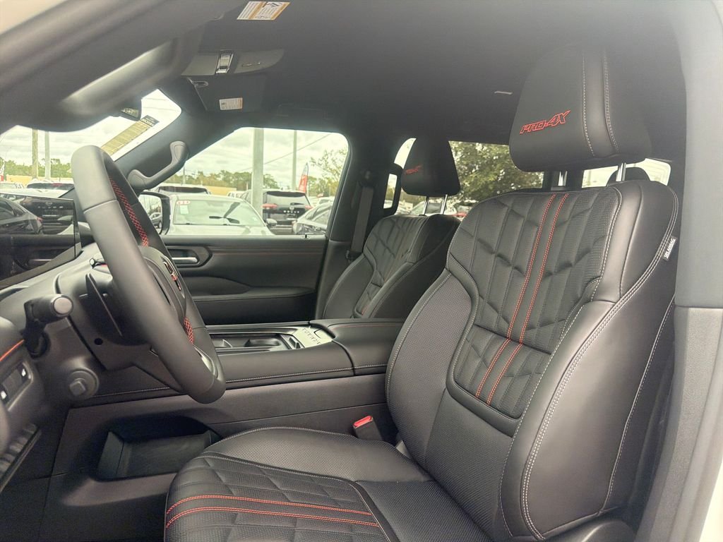 New 2026 Nissan Armada PRO-4X 4D Sport Utility