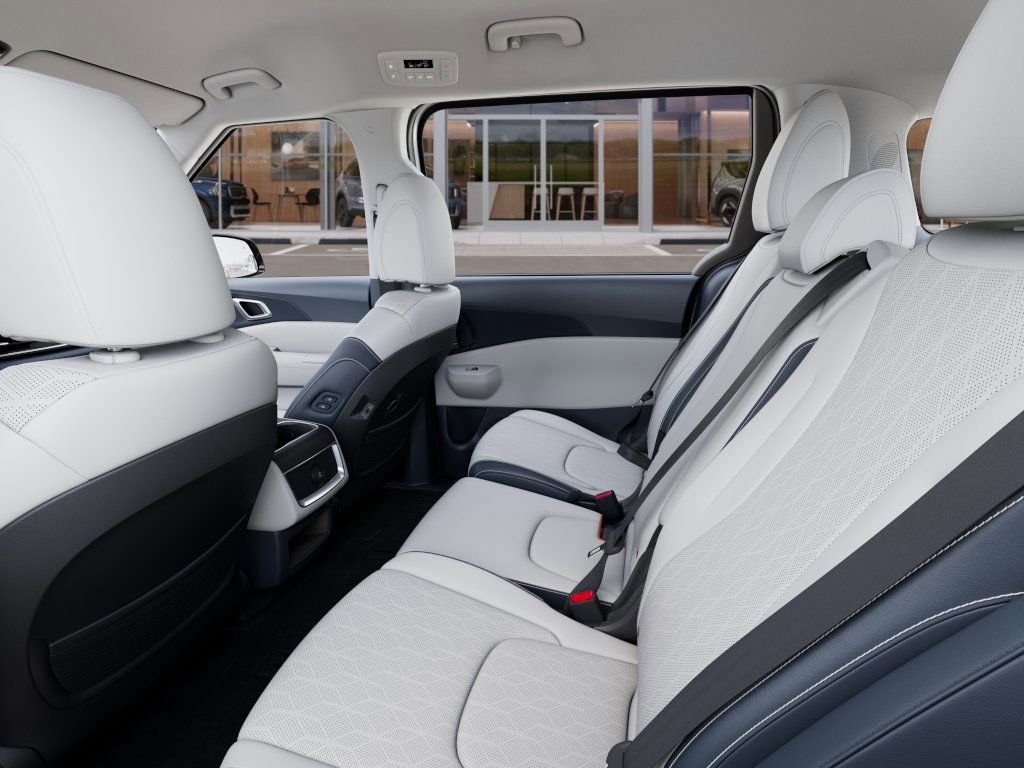 2026 Kia Carnival EX - Photo 18