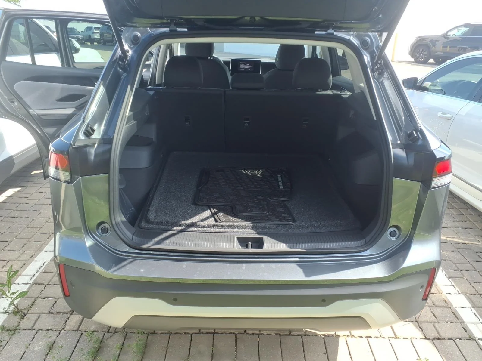 New 2026 Platinum Gray Metallic Volkswagen 2.0T S 4MOTION image 21