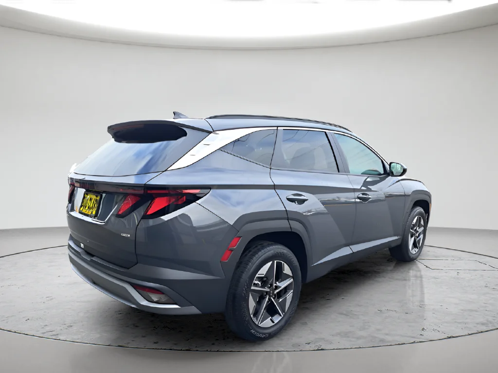 New 2026 Gray Hyundai SEL image 5