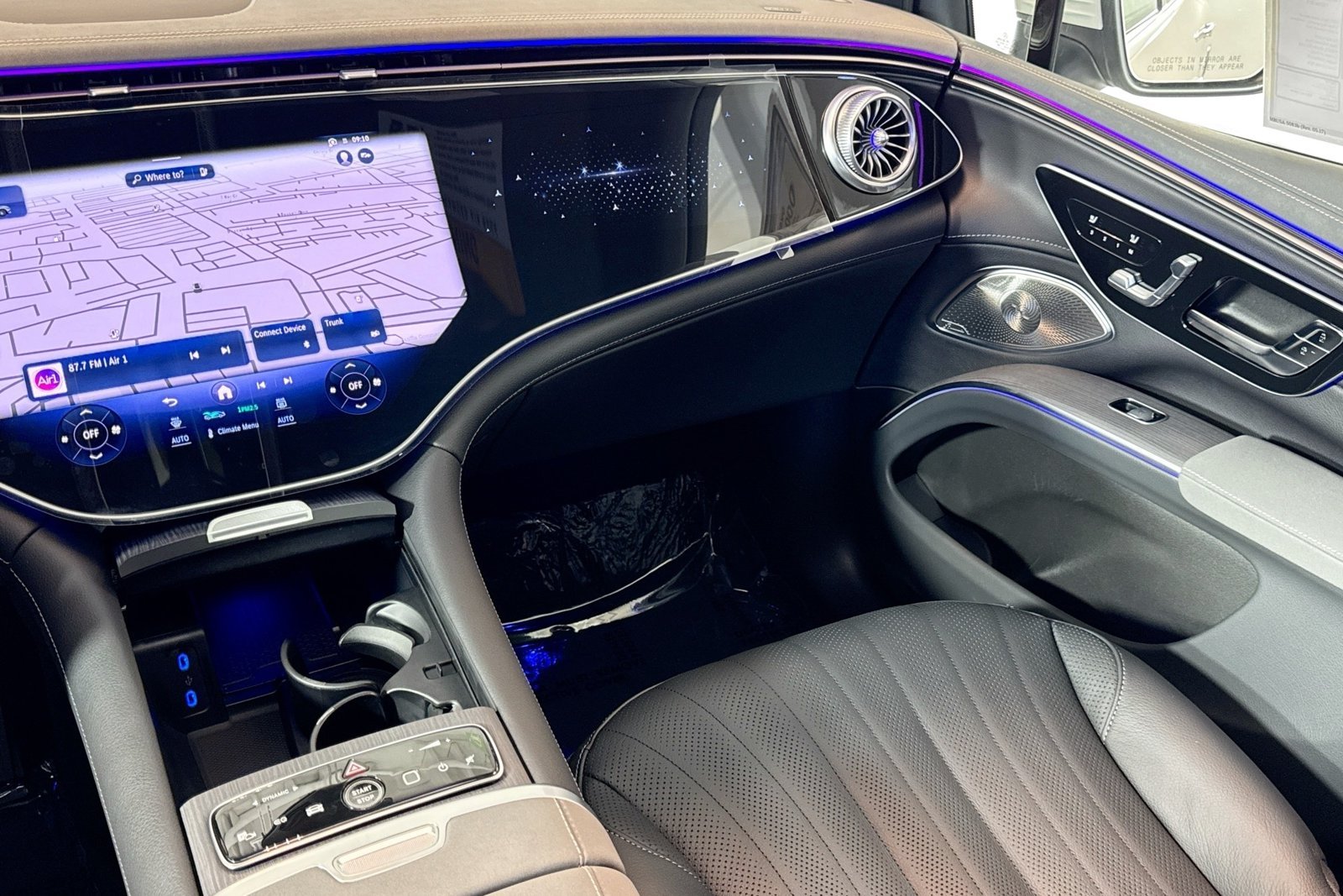 New 2026 Polar White Mercedes-Benz EQS 400 image 21