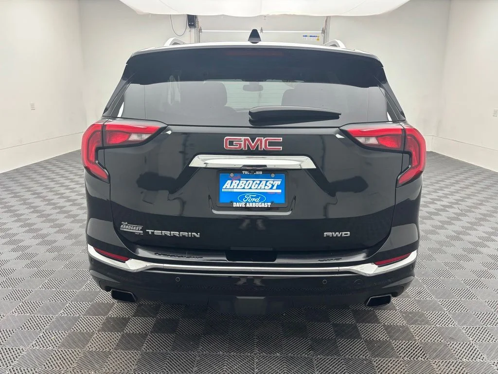 Used 2020 Black GMC Denali image 8