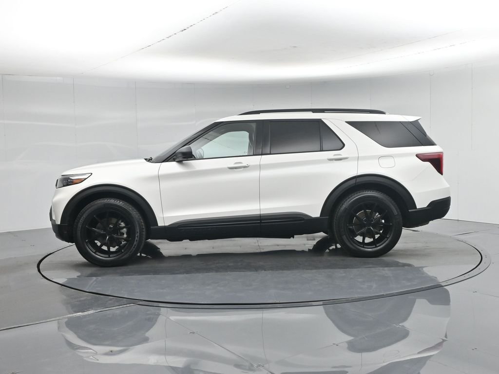 Used 2022 White Ford Timberline image 34