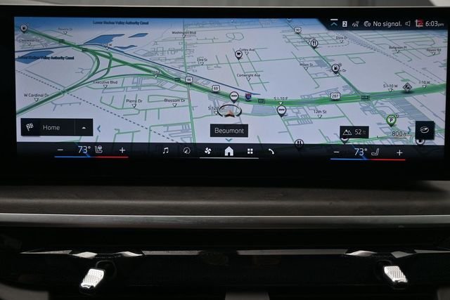 Used 2025 Gray BMW sDrive40i image 32