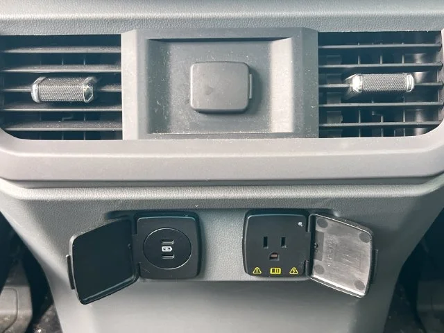 Used 2024 Black Ford XLT image 21