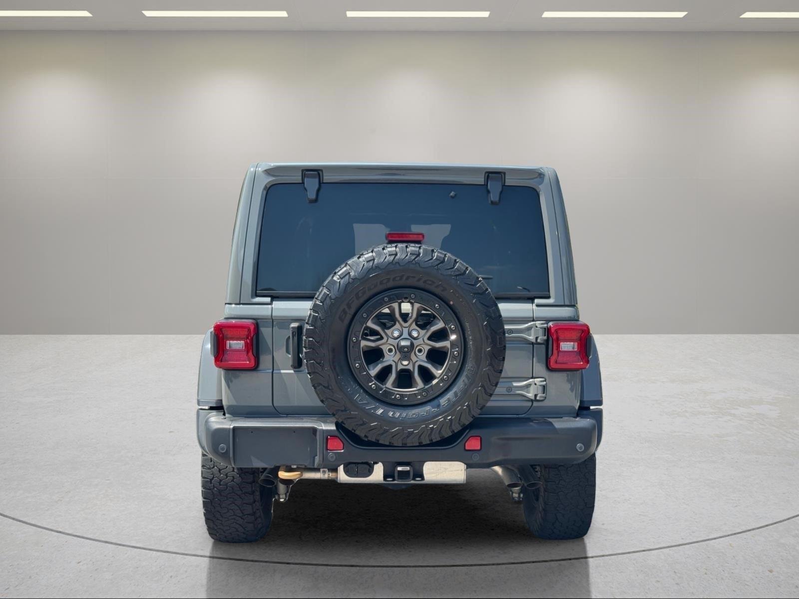 Used 2023 Sting-Gray Clearcoat Jeep Rubicon 392 image 4