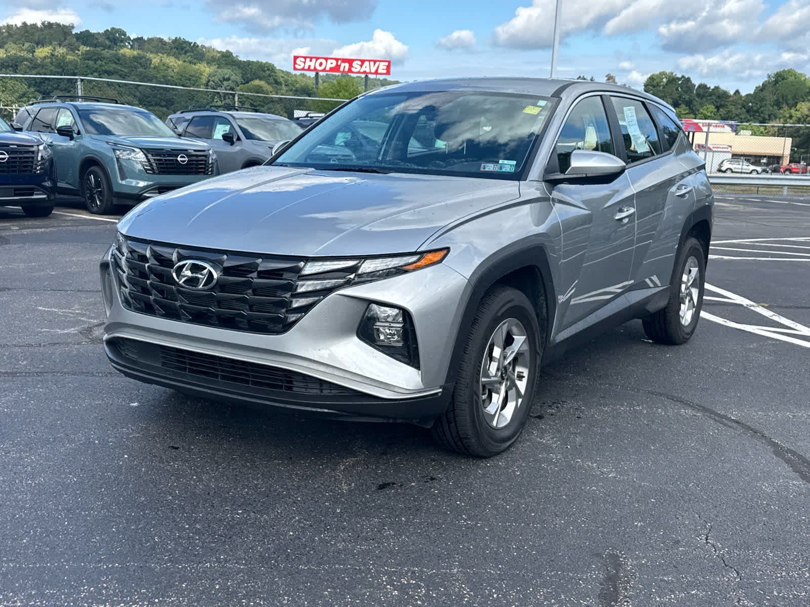 Used 2024 Shimmering Silver Hyundai SE image 2