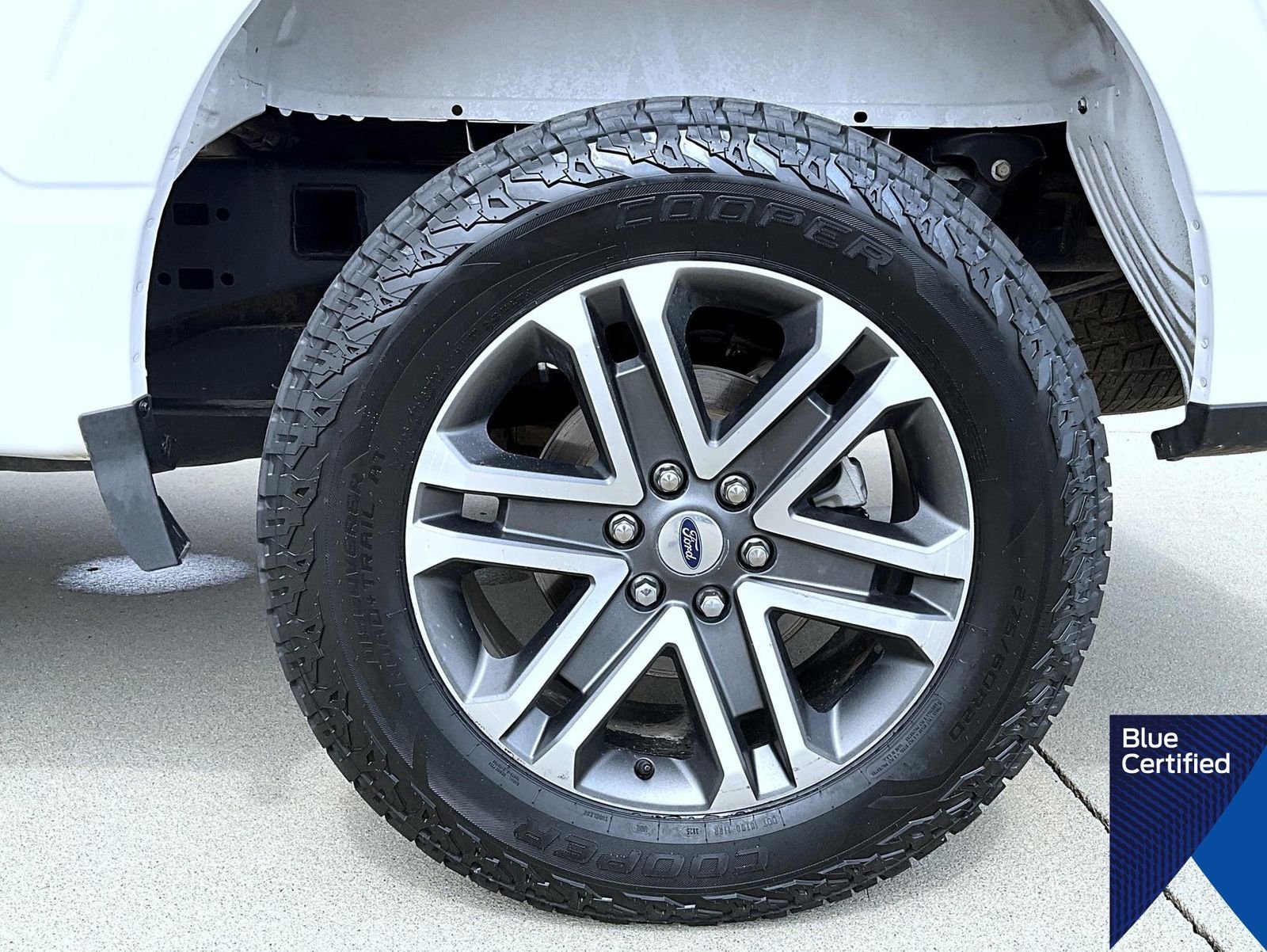 Certified Used 2023 Oxford White Ford XL image 27