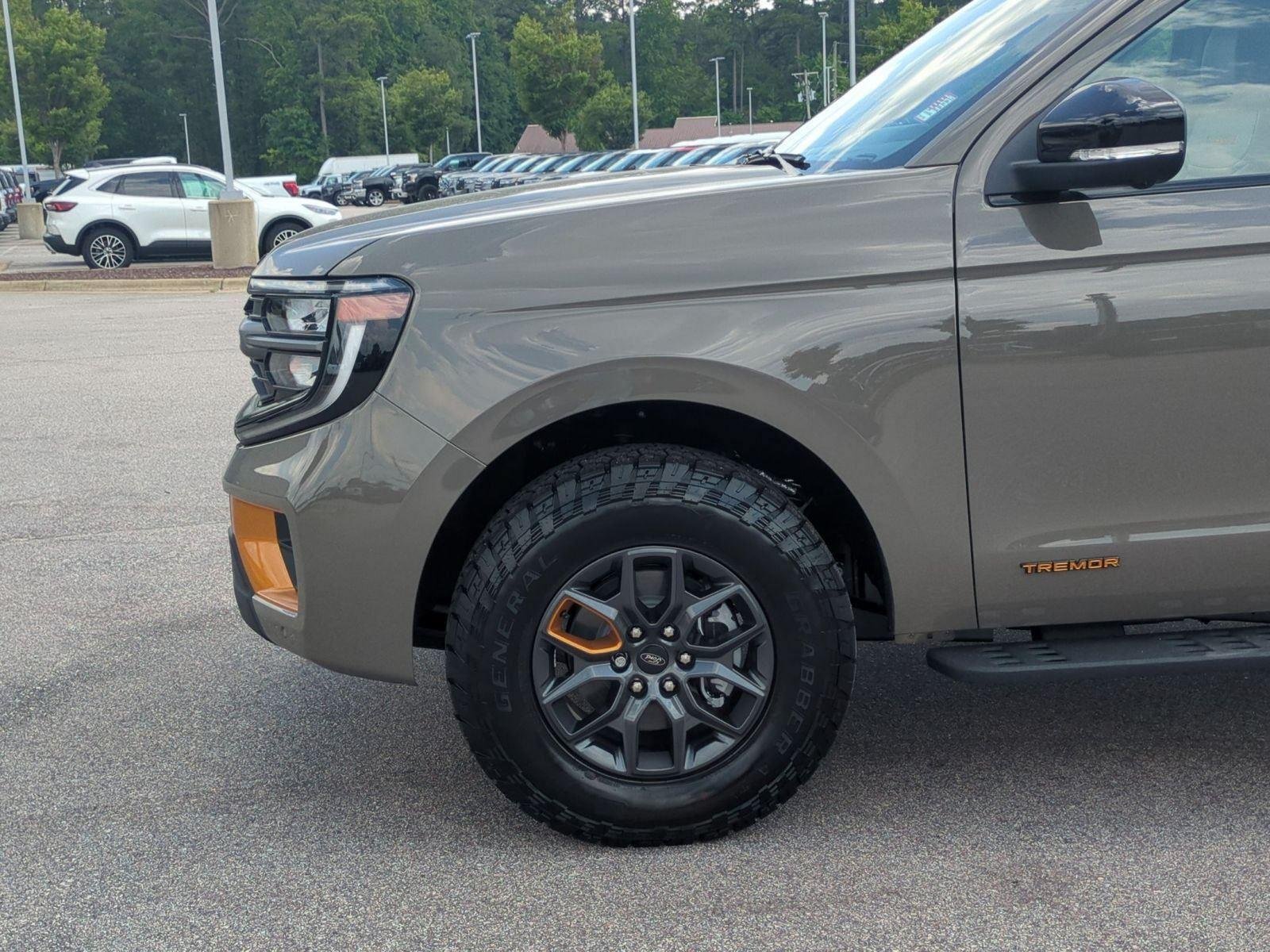 New 2026 Marsh Gray Ford Tremor® image 10