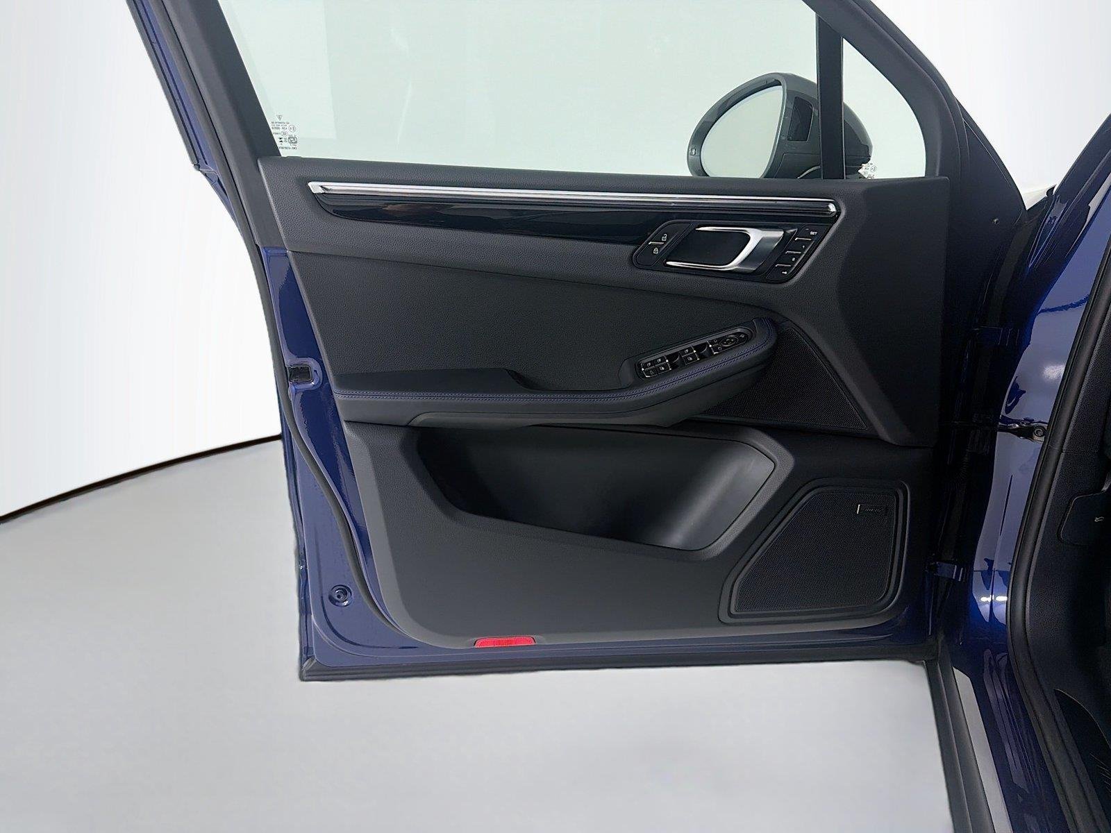 Used 2026 Gentian Blue Metallic Porsche T image 6