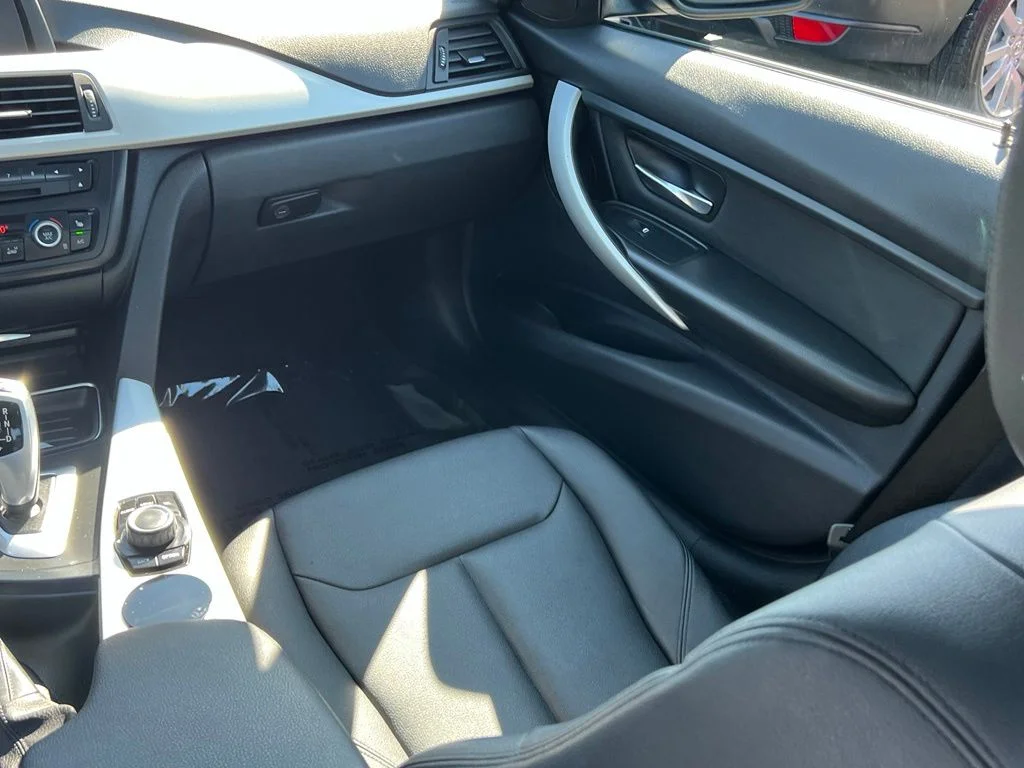 Used 2013 Mineral Gray Metallic BMW 328i xDrive image 19