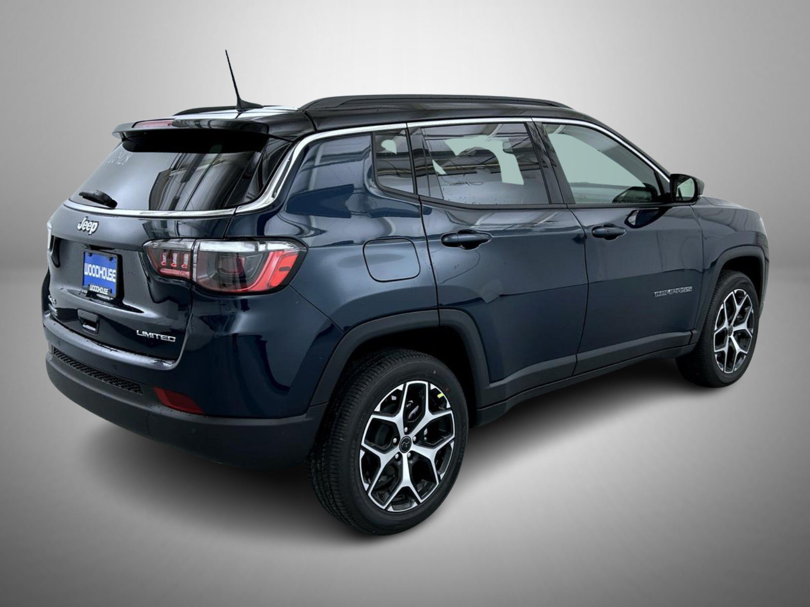 New 2026 Fathom Blue Pearl-Coat Exterior Paint Jeep Limited image 5