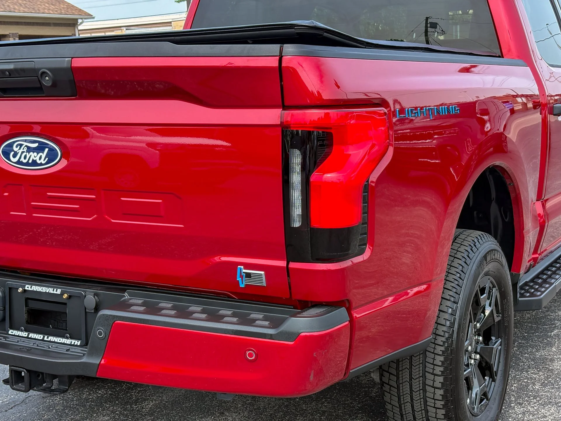 Used 2025 Red Ford XLT image 13