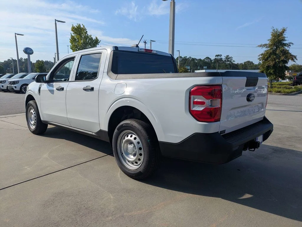 New 2026 Oxford White Ford XL image 7