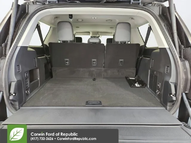 New 2027 Gray Ford Active image 25