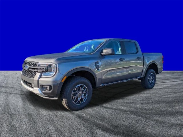 New 2026 Carbonized Gray Metallic Ford XLT image 8