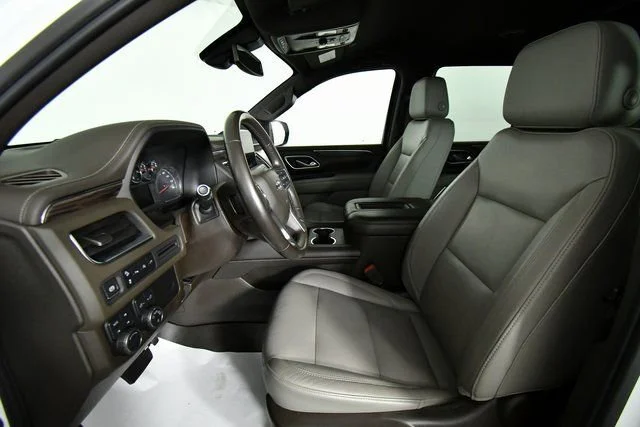 Used 2021 Summit White Chevrolet Z71 image 5