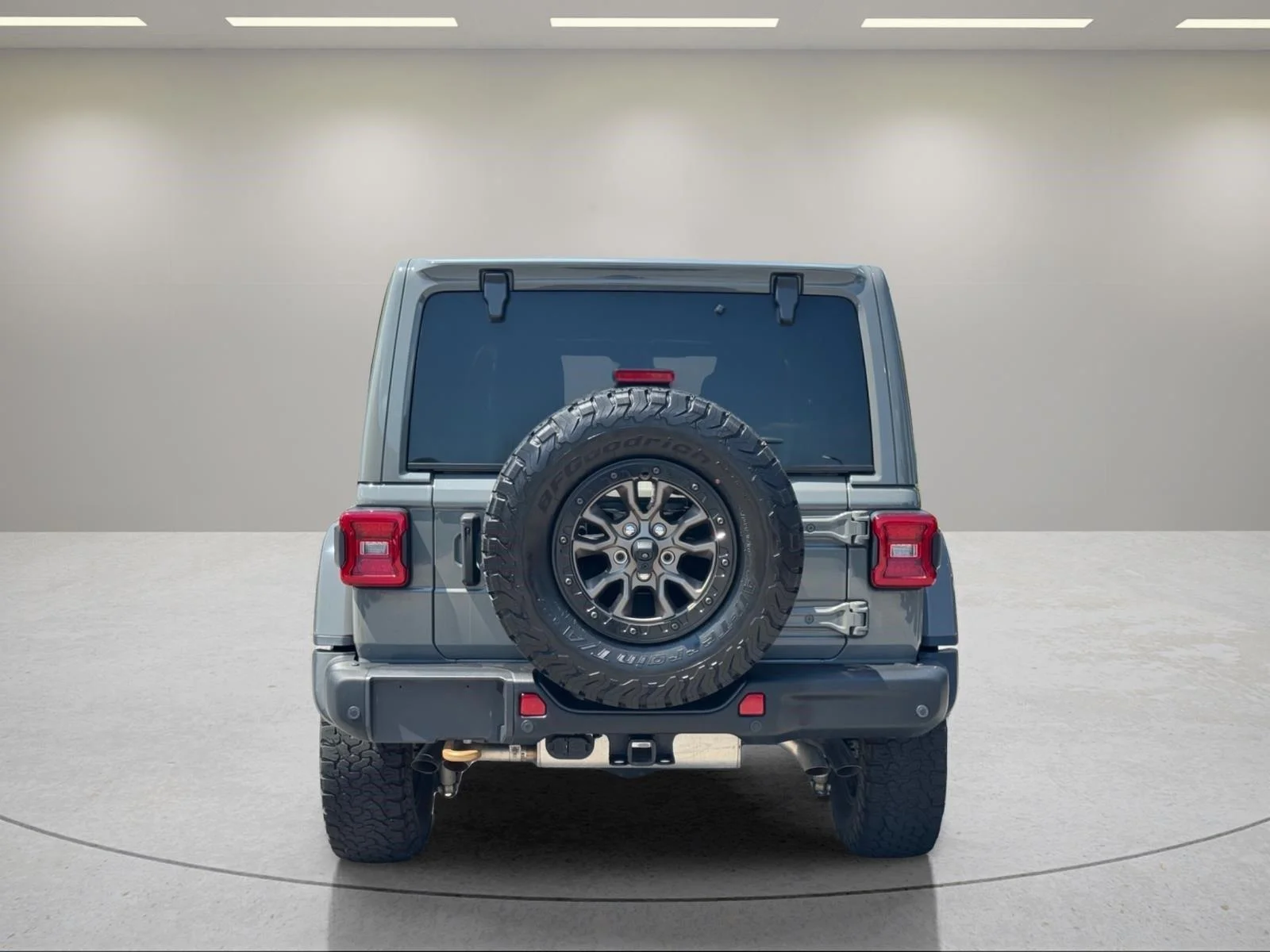 Used 2023 Sting-Gray Clearcoat Jeep Rubicon 392 image 4