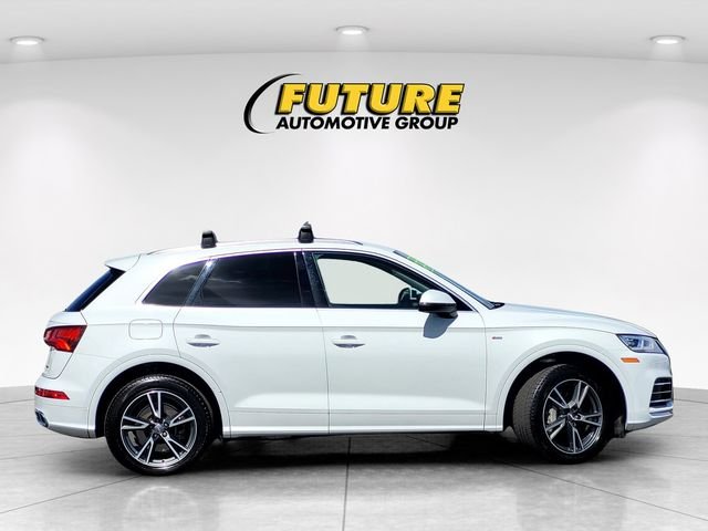 Used 2020 White Audi 55 Premium image 3
