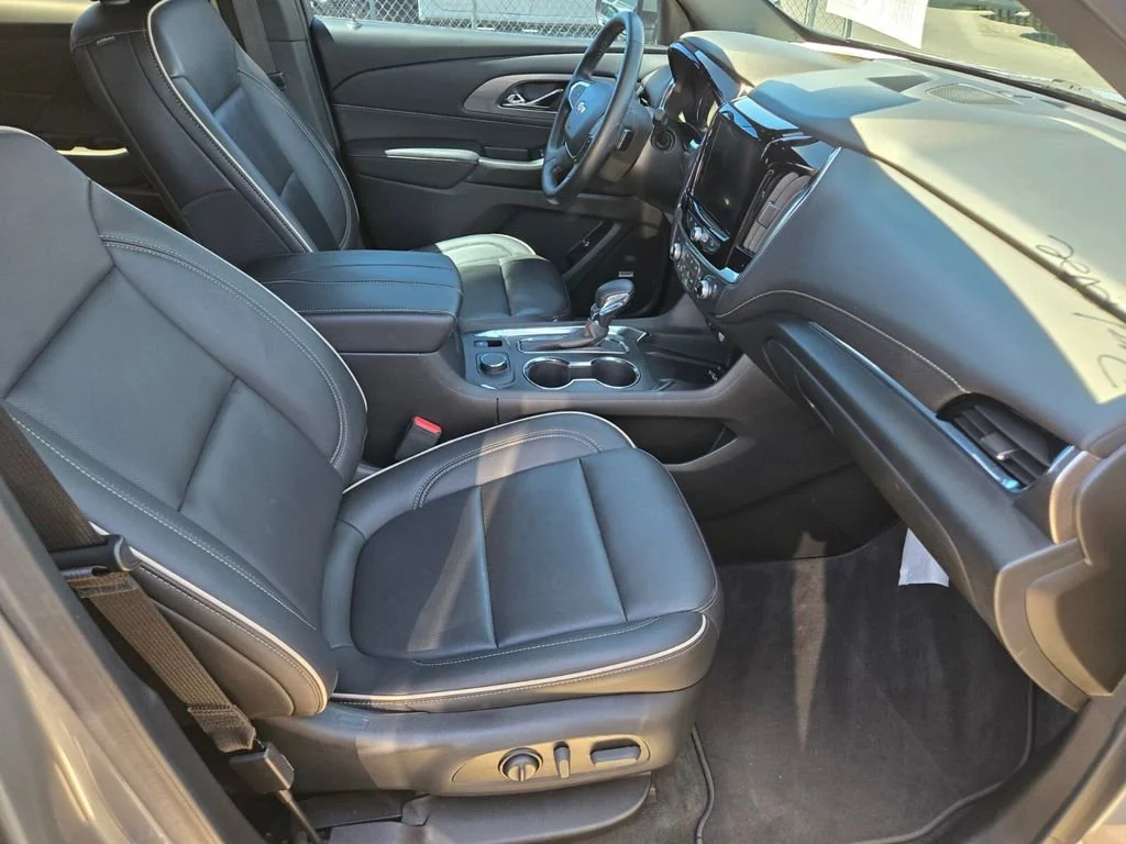 Used 2023 Sterling Gray Metallic Chevrolet Premier image 3