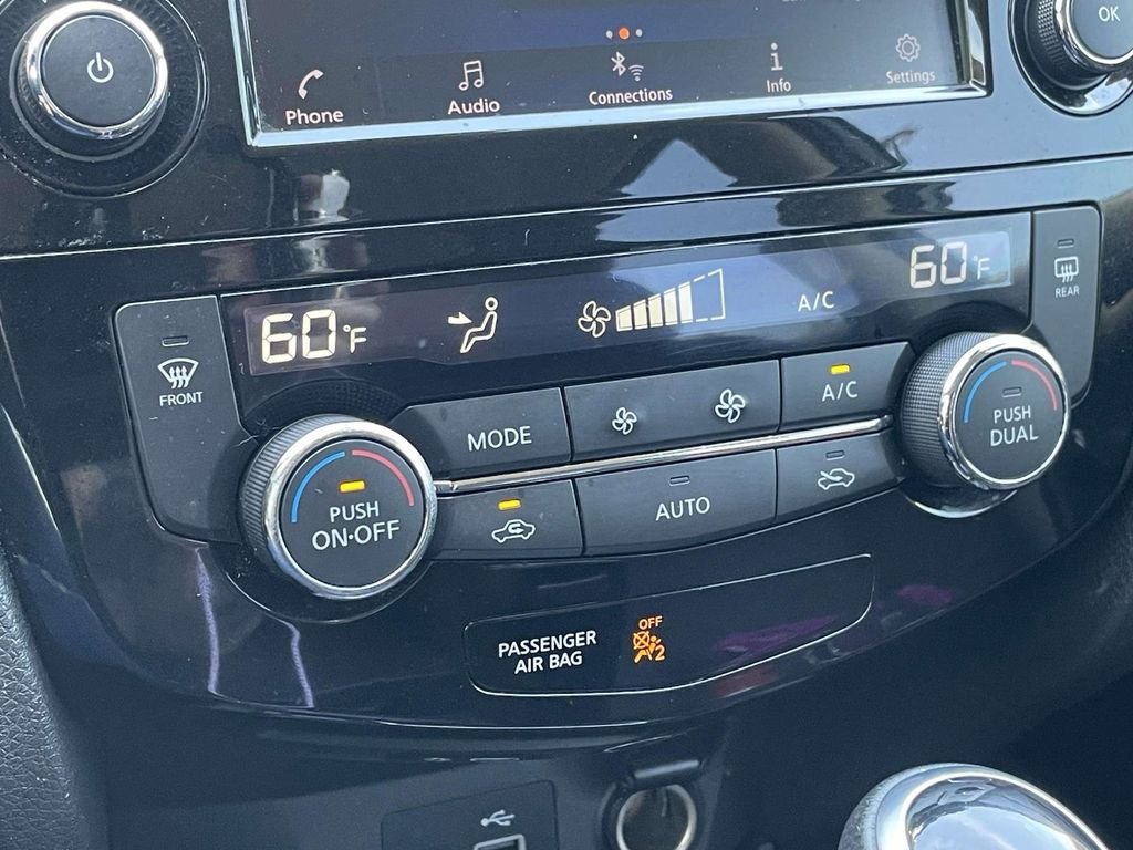 Used 2020 Gray Nissan SV image 18
