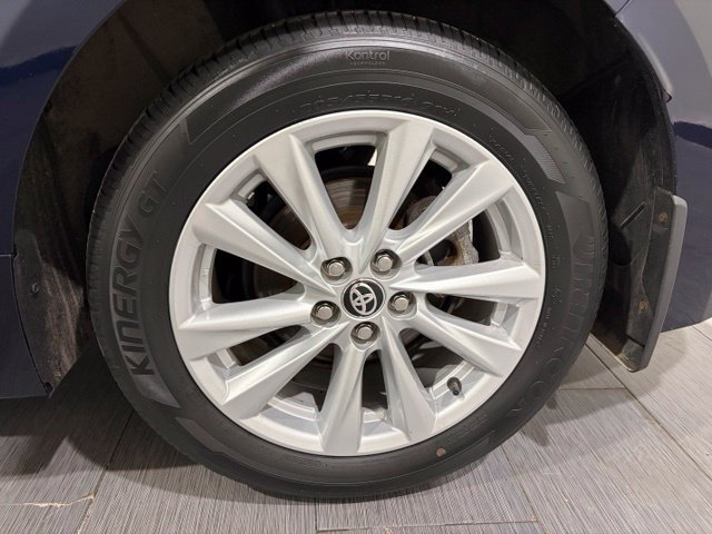 Used 2024  Toyota LE image 23