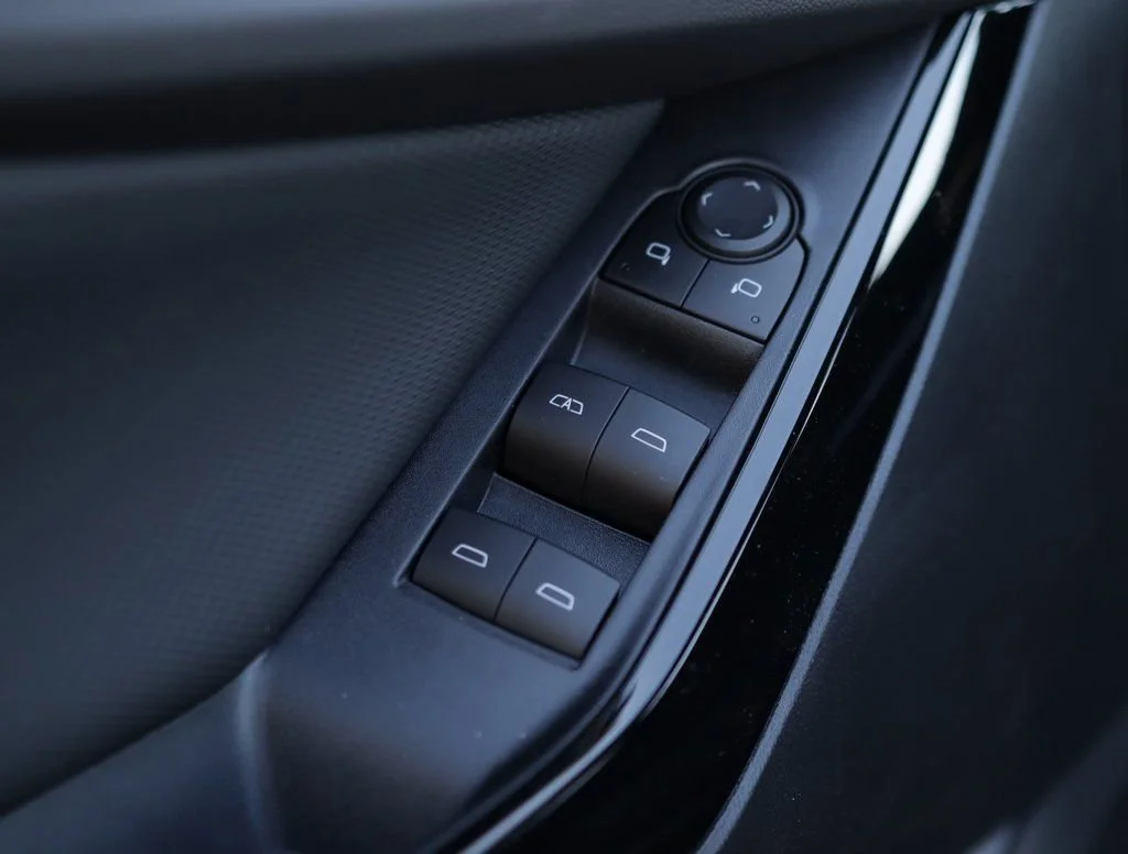 2026 Chevrolet Equinox LT - Photo 27