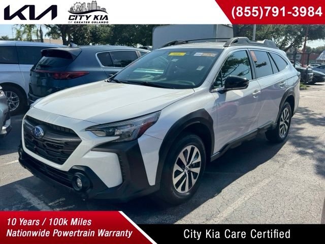 2023 Subaru Outback Premium's photo