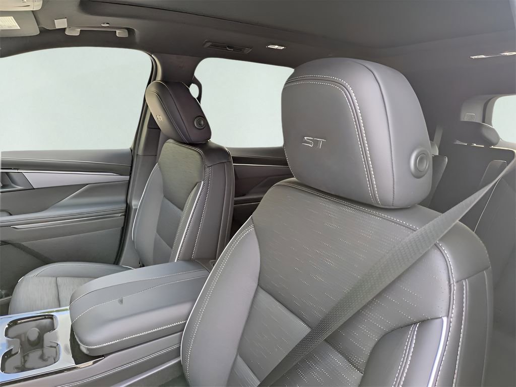 2025 Buick Enclave Sport Touring - Photo 19