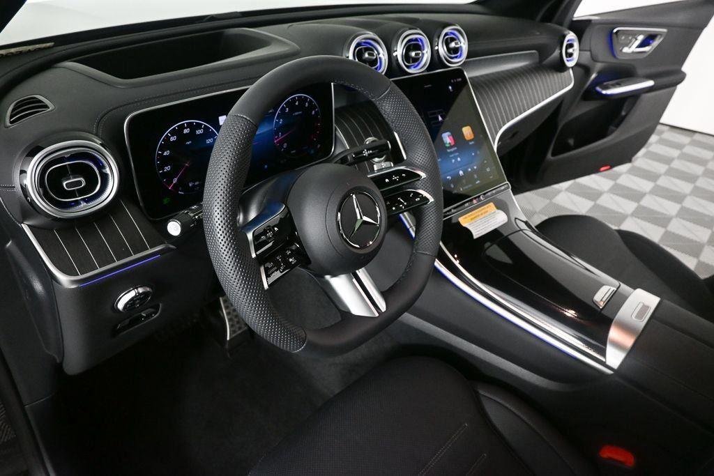 New 2026 Obsidian Black Metallic Mercedes-Benz GLC 300 image 7