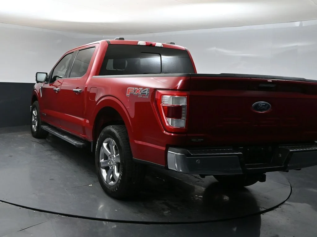 Used 2021 Red Ford Lariat image 3